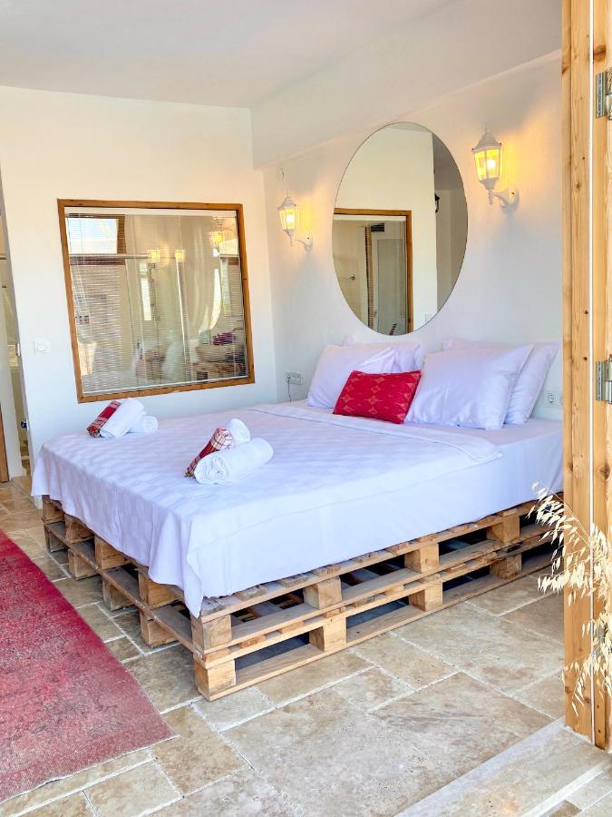 Alacati Barbarossa Hotel Cesme Exterior photo